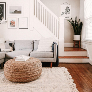 Modern home with clean carpet